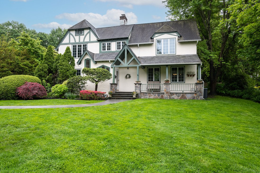 House in Port Washington, New York, United States 4 - 15643902