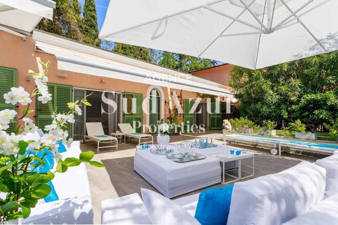 Apartment in Èze, Provence-Alpes-Côte d'Azur, France 1 - 11996994