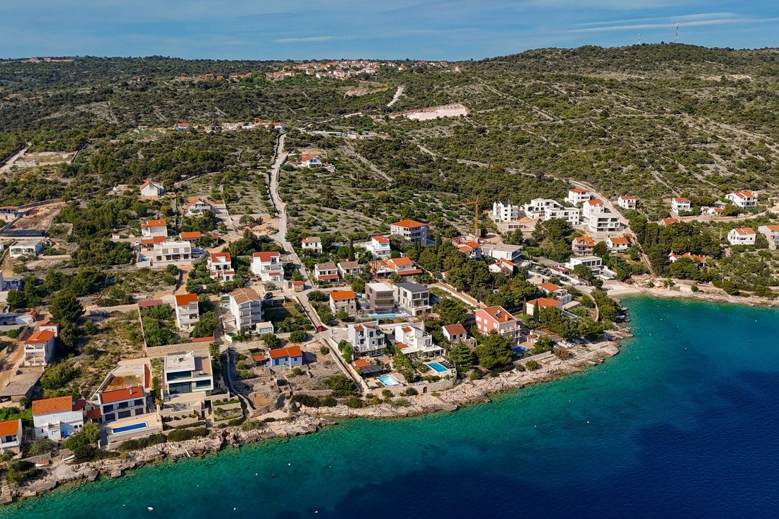 Land in Rogoznica, Sibenik-Knin County, Croatia 1 - 15626901
