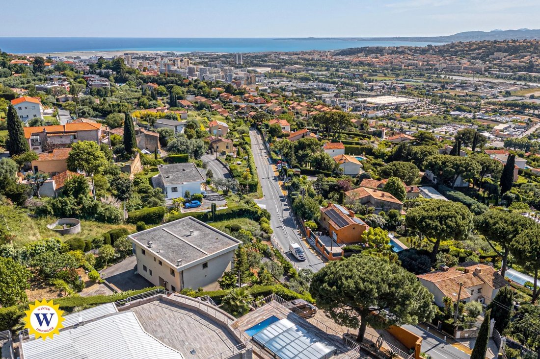 Villa in Fabron, Nice, France 3 - 15648321