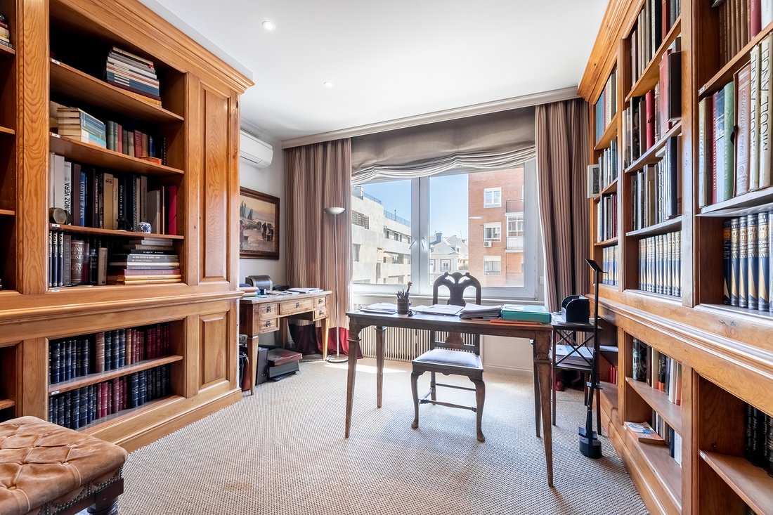 Apartment in Barrio Salamanca, Madrid, Spain 3 - 15642956