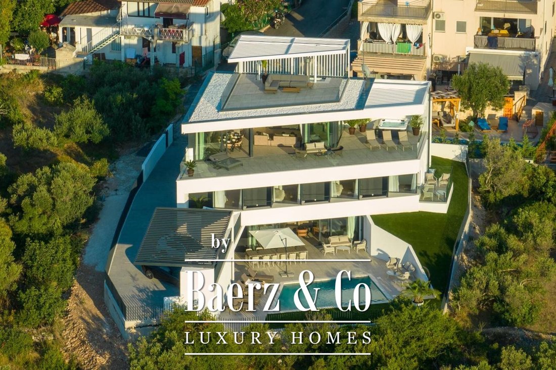 Villa in Murter, Sibenik-Knin County, Croatia 2 - 15649504