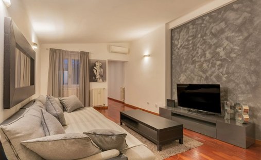 Apartment in Garibaldi - Porta Venezia, Milan, Lombardy 1