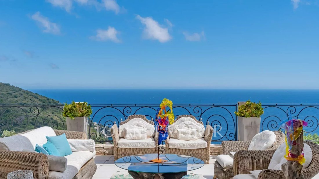Villa in Èze, Provence-Alpes-Côte d'Azur, France 4 - 14520353