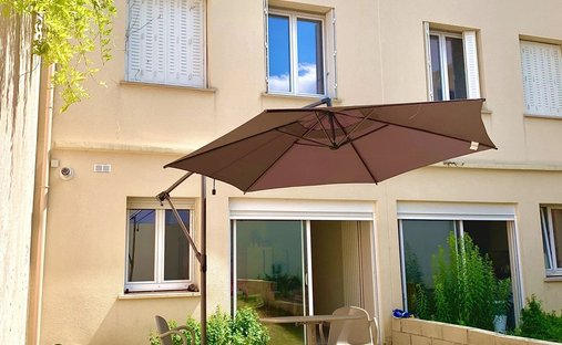 House in Joliot Curie, Arcueil, France 1
