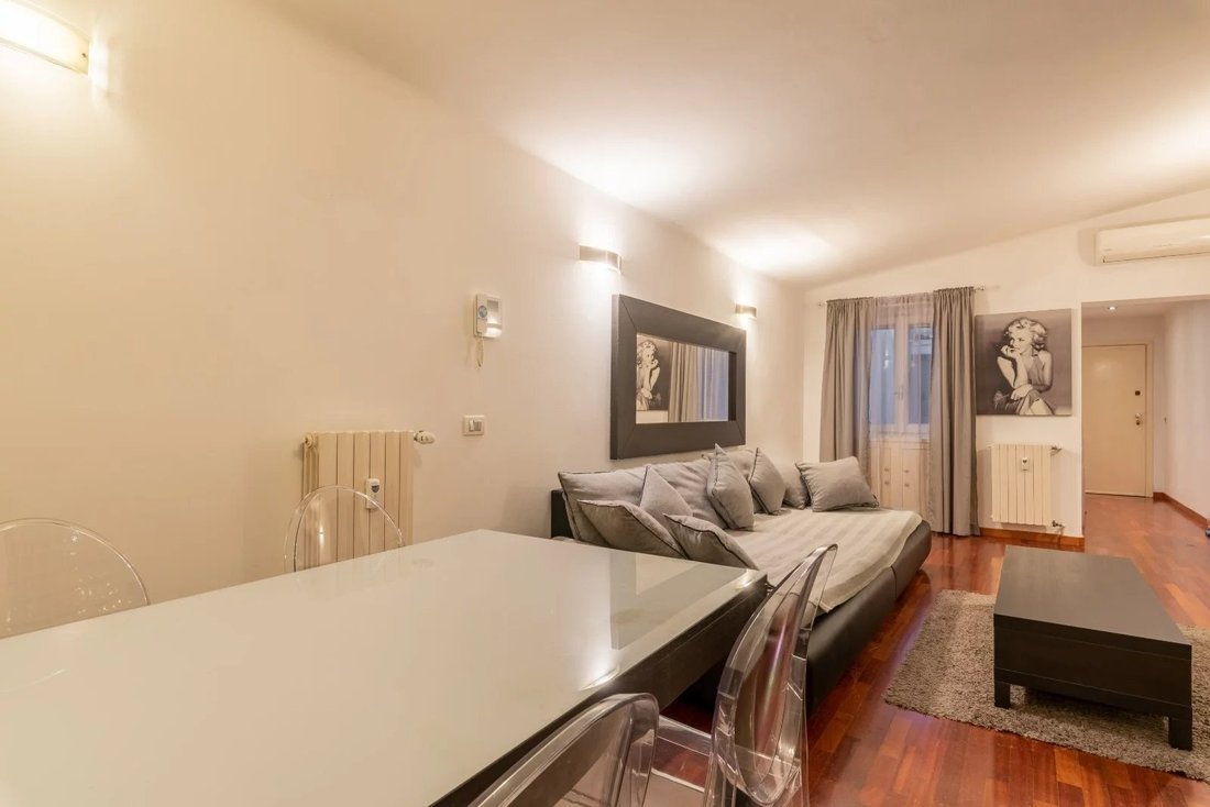 Apartment in Garibaldi - Porta Venezia, Milan, Lombardy 5 - 15643582