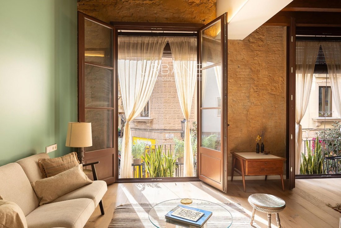 Apartment in Ciutat Vella, Barcelona, Spain 4 - 15646945