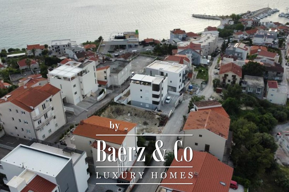 Townhouse in Strozanac Donji, Split-Dalmatia County, Croatia 1 - 15649505