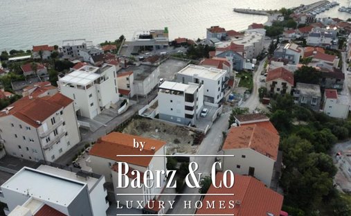 Townhouse in Strozanac Donji, Split-Dalmatia County, Croatia 1