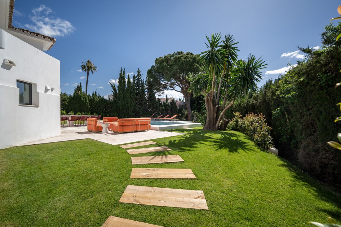 Villa in Nueva Andalucia, Marbella, Spain 4 - 15650499