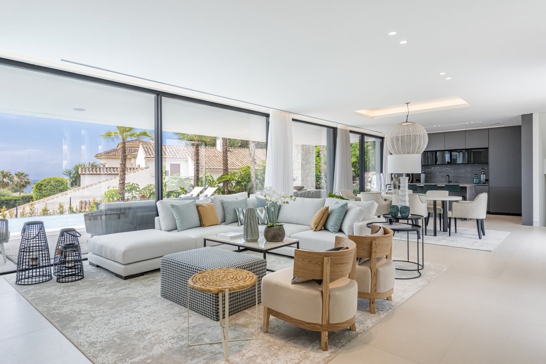 Villa in Elviria-Cabopino, Marbella, Spain 2 - 15652422