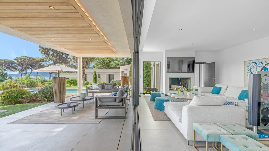 House in Grimaud, Provence-Alpes-Côte d'Azur, France 4 - 15644913
