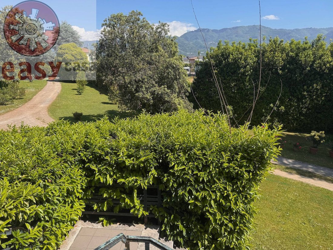 Villa in Historic Center, Lucca, Tuscany 2 - 15426954