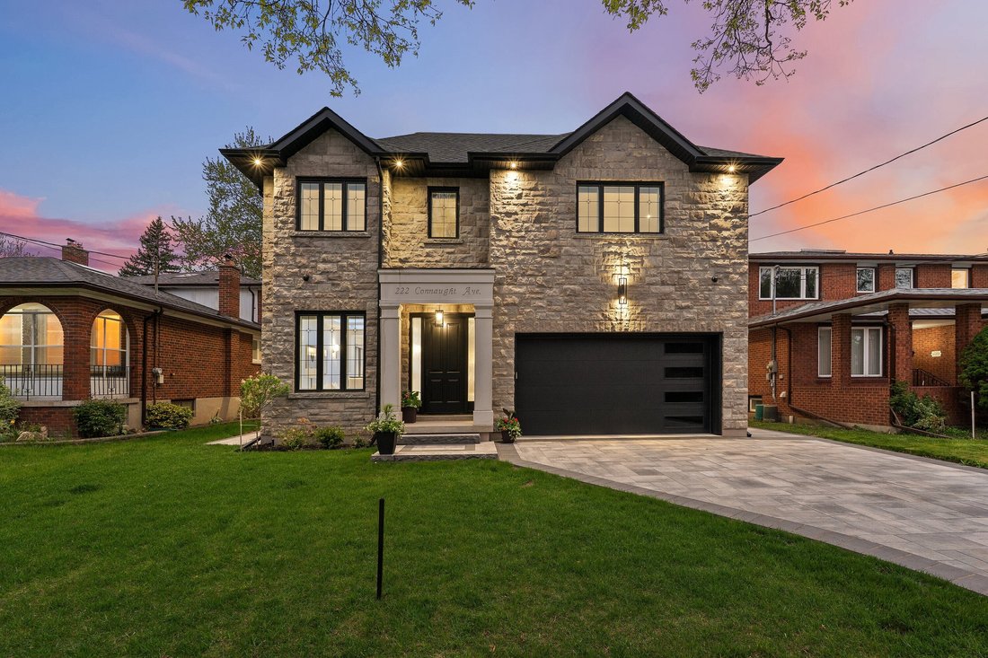 House in Toronto, Ontario, Canada 1 - 15643522