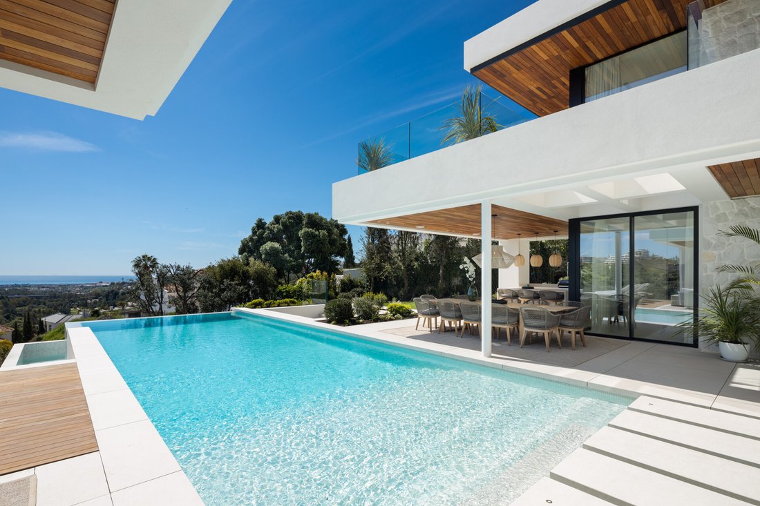 Villa in La Quinta, Benahavis, Andalusia 4 - 15652417