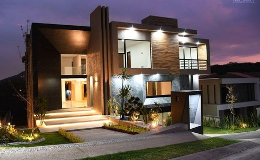 House in Ciudad López Mateos, State of Mexico, Mexico 1