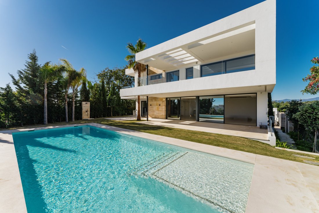 Villa in Marbella, Andalusia, Spain 1 - 15652424