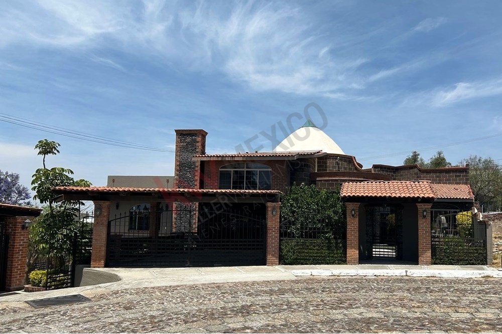 House in Corregidora Municipality, Querétaro, Mexico 1 - 15650754