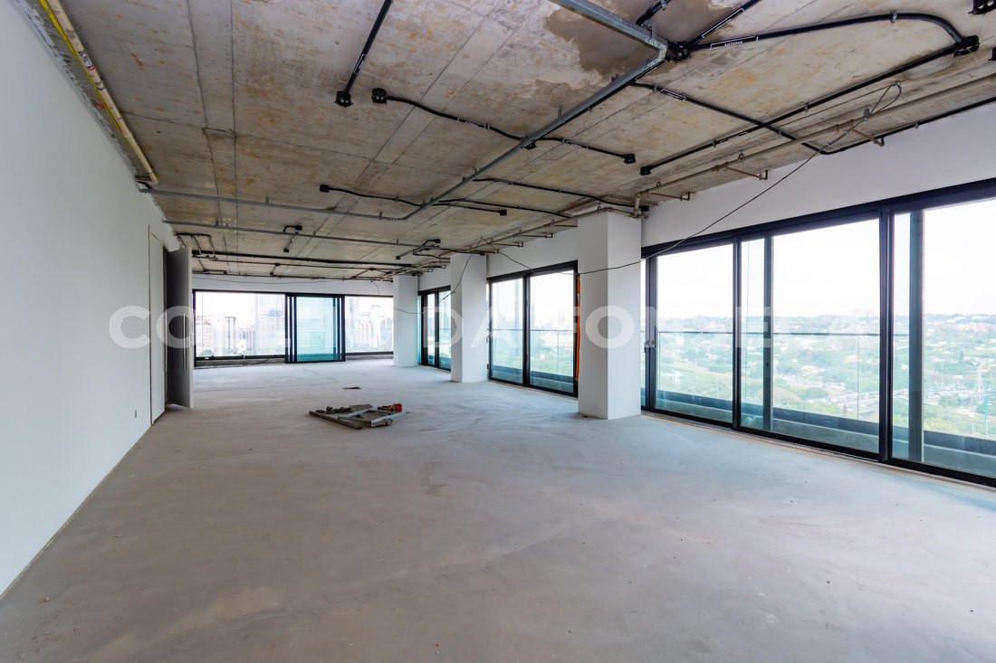 Condo in São Paulo, State of São Paulo, Brazil 1 - 15646163