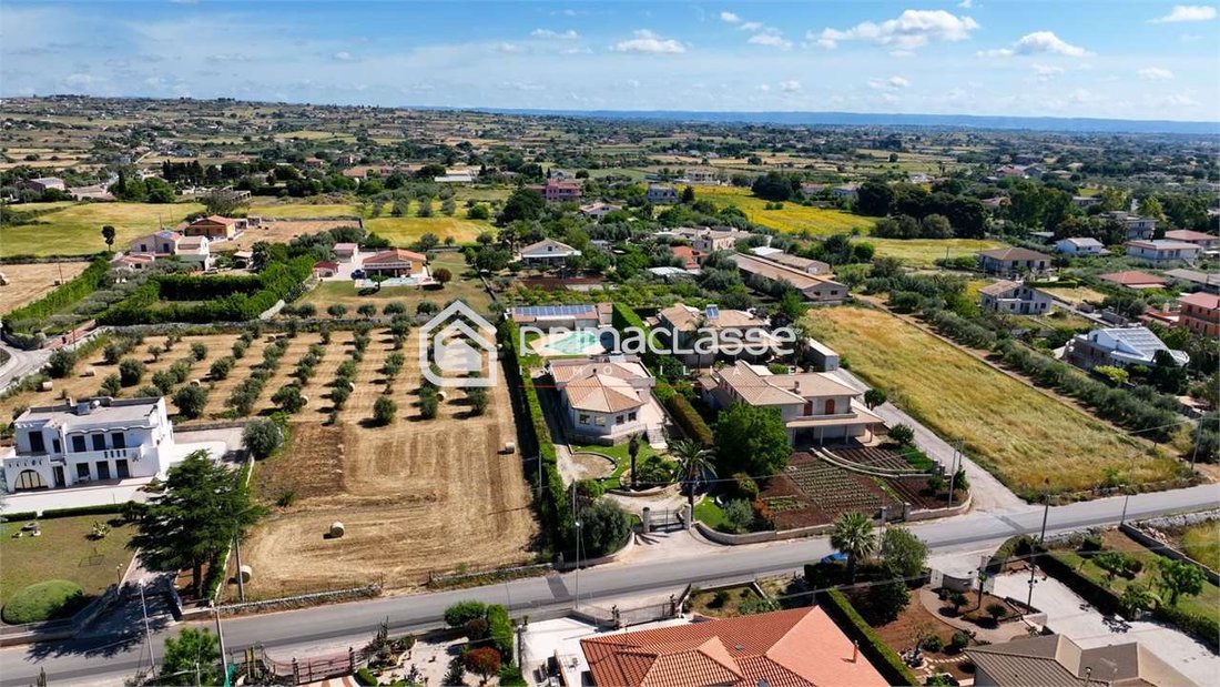 Villa in Modica Bassa, Modica, Sicily 2 - 15644954