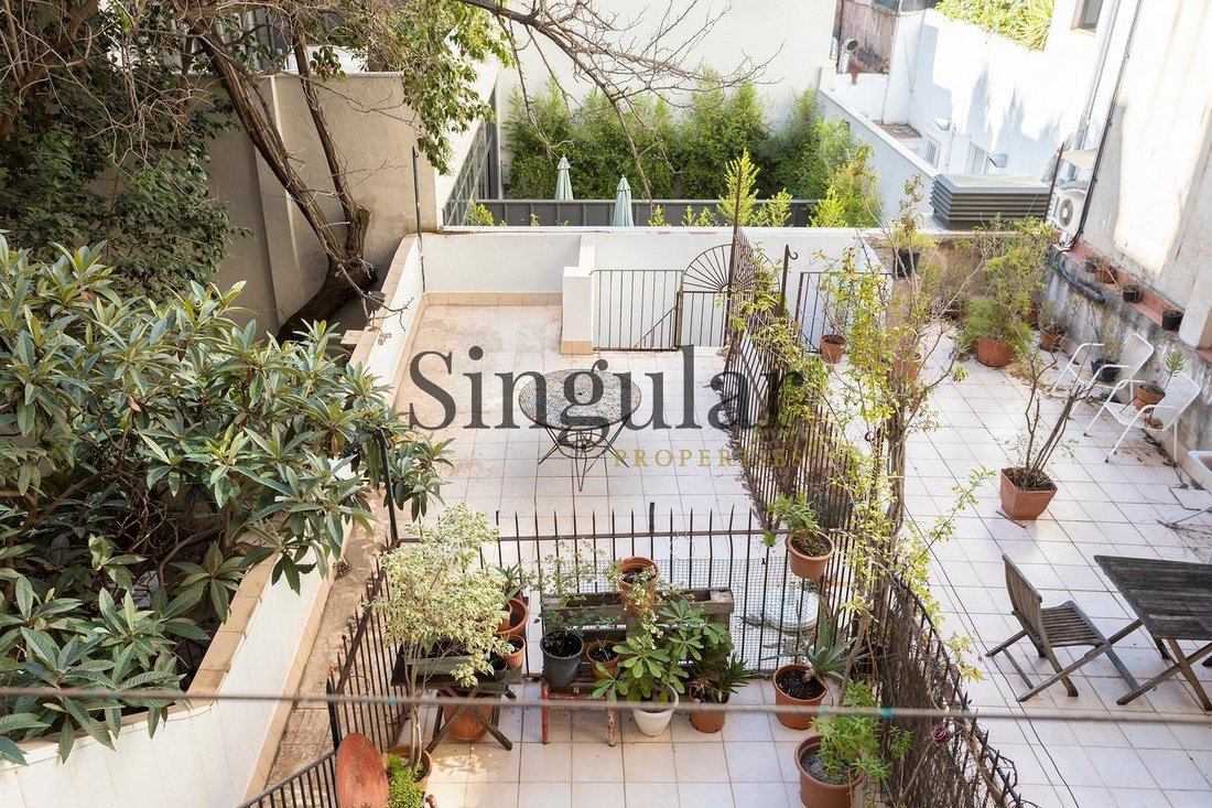 Apartment in Eixample, Barcelona, Spain 1 - 15645384