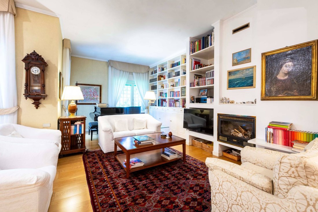 Apartment in Novegro-Tregarezzo, Milano San Felice, Lombardy 3 - 15645710