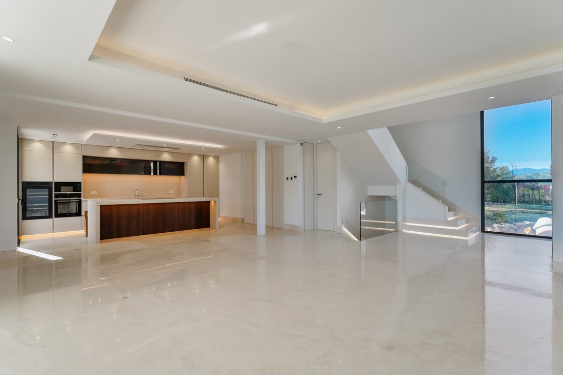 Villa in Marbella, Andalusia, Spain 4 - 15652424