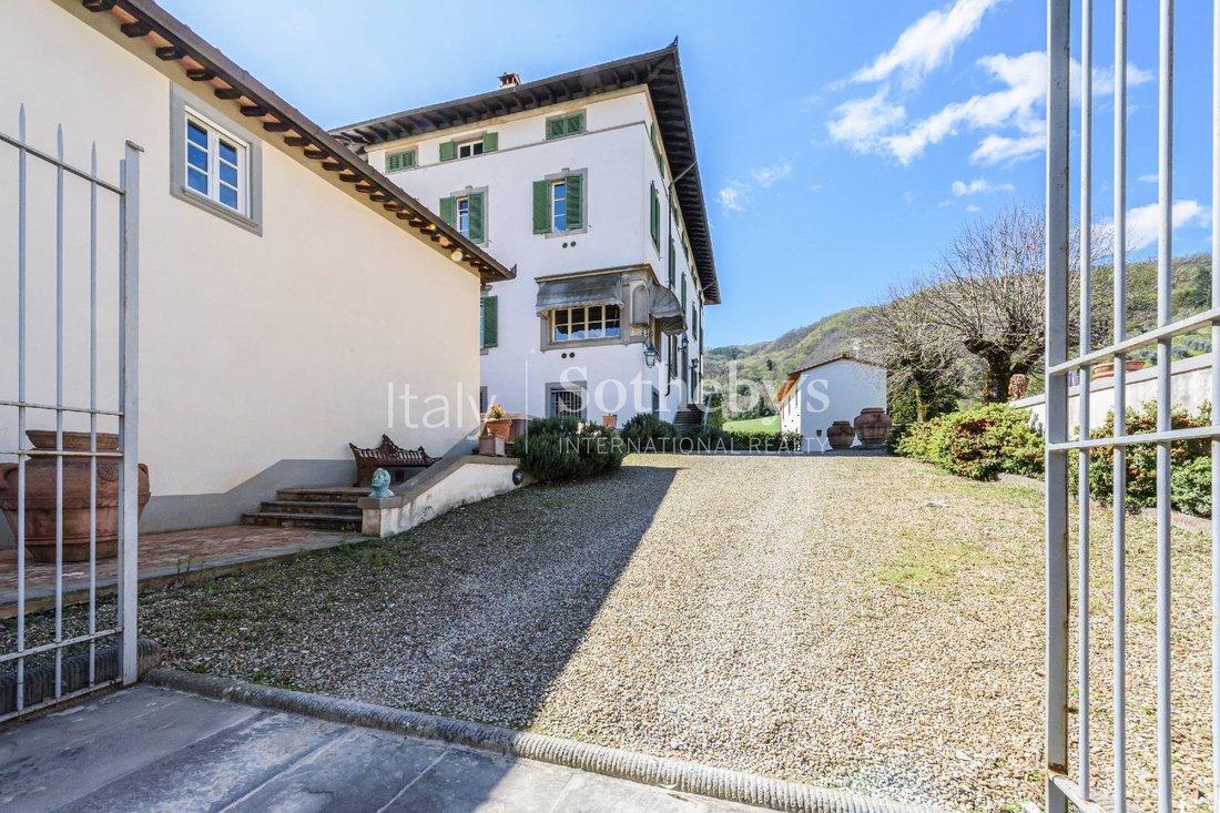 House in Dicomano, Tuscany, Italy 3 - 12710373