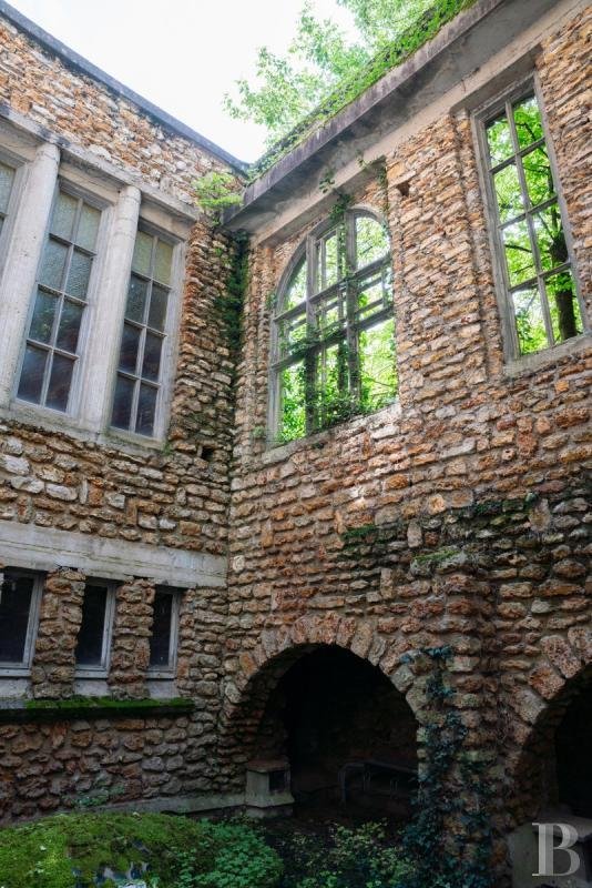 The Grand Dominican Chateau: A 17th-Century Monastery’s Timeless Majesty - 5