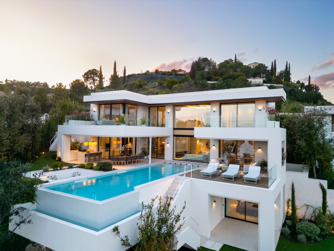Villa in La Quinta, Benahavis, Andalusia 1 - 15652417