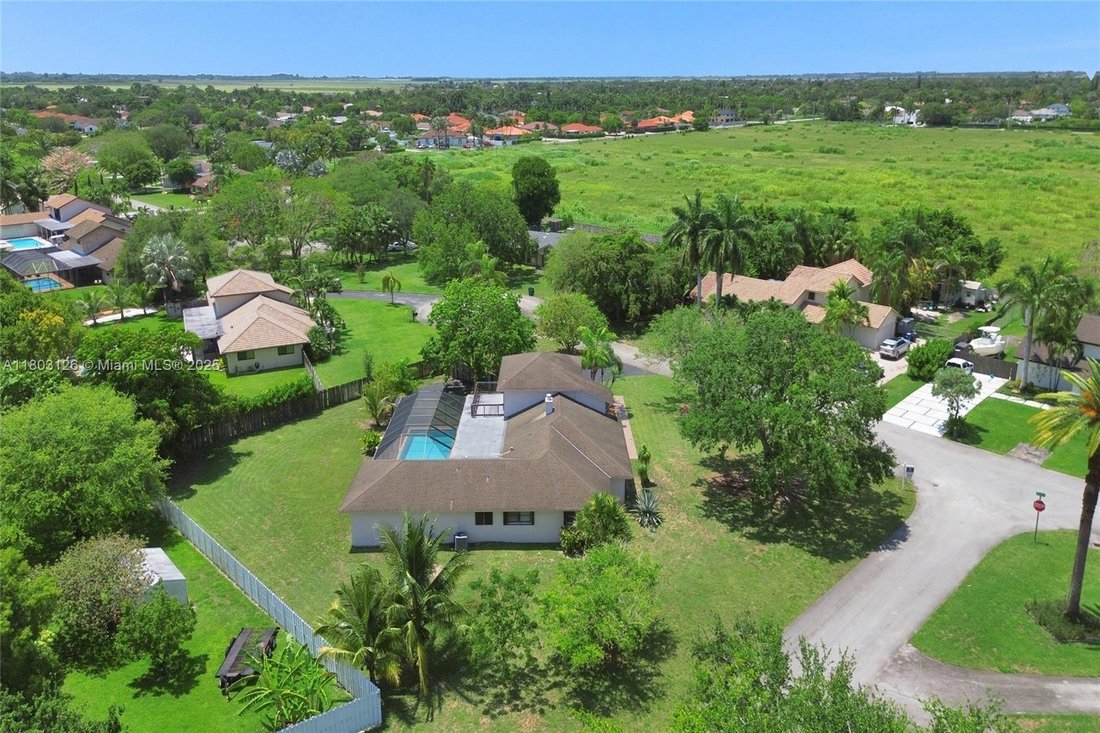 House in Miami, Florida, United States 2 - 15644690