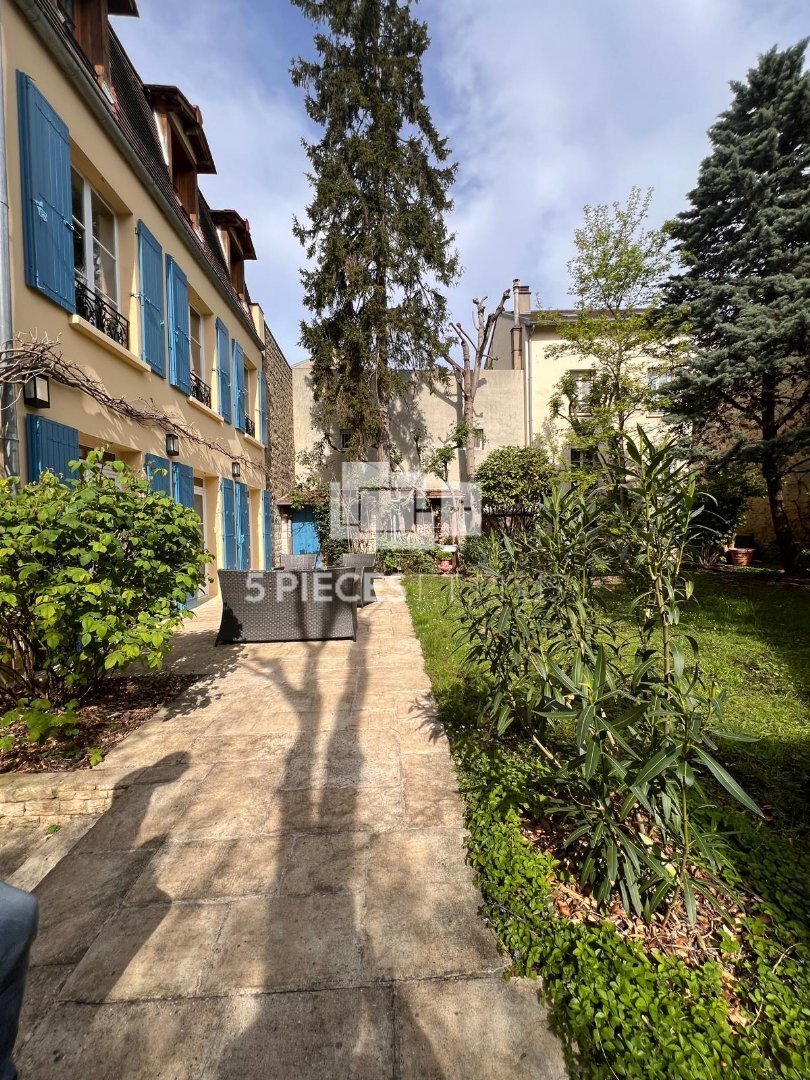 House in Centre Ville, Rueil-Malmaison, France 2 - 15648327