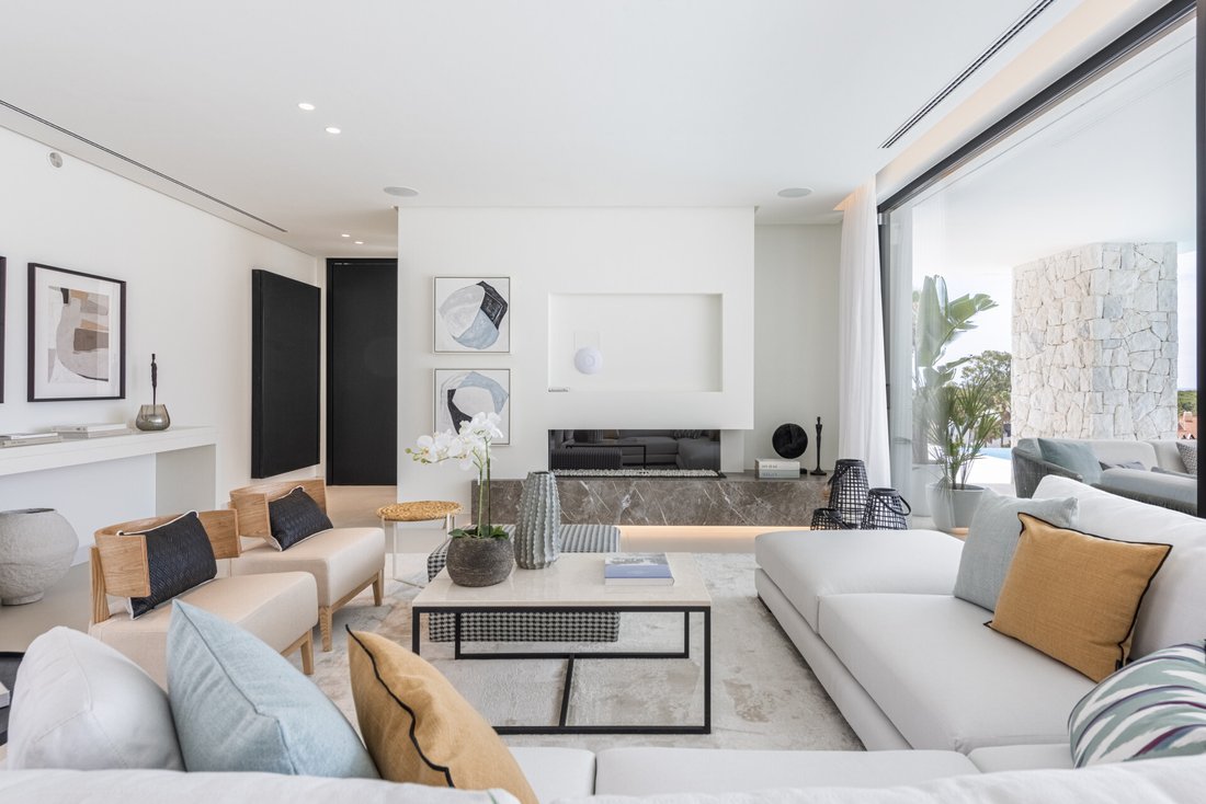 Villa in Elviria-Cabopino, Marbella, Spain 4 - 15652422