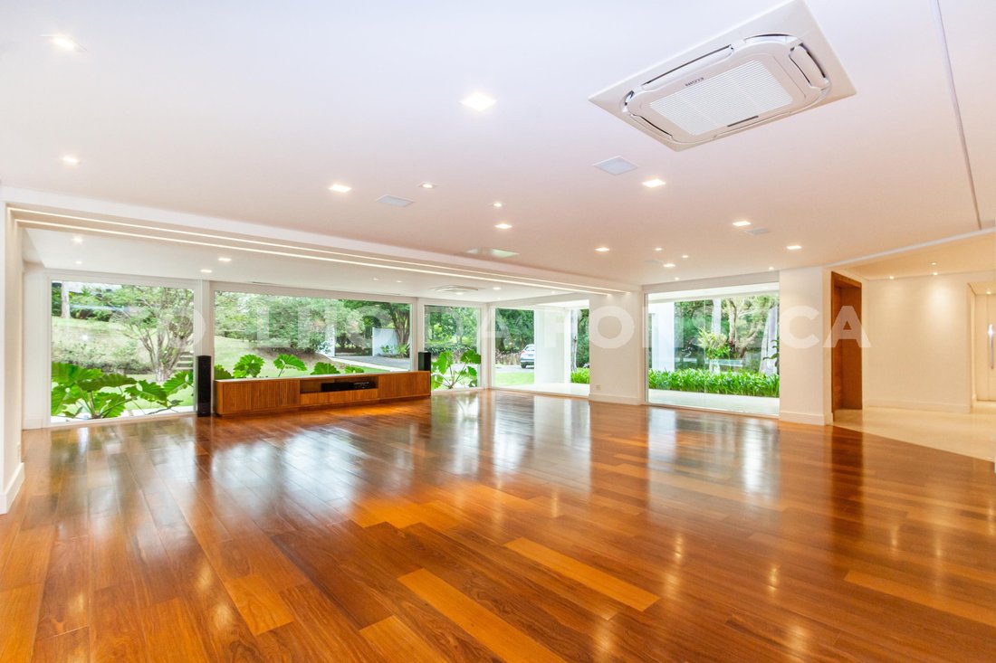 Condo in São Paulo, State of São Paulo, Brazil 5 - 15646172