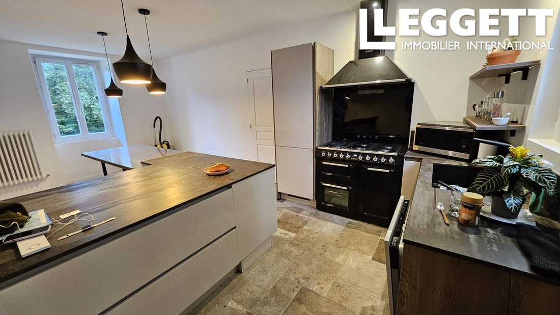 House in Antonne-et-Trigonant, Nouvelle-Aquitaine, France 2 - 14765100