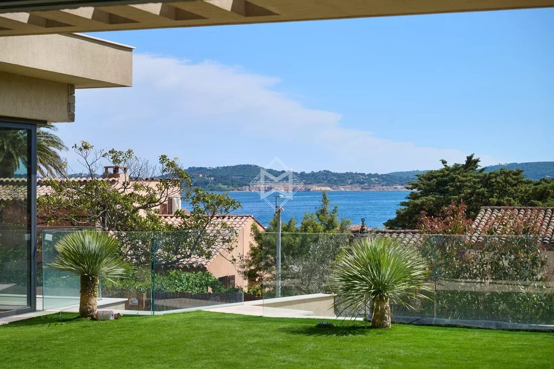 Villa in Nartelle-Noyer-Bellevue-bd des Sardinaux, Sainte-Maxime, France 4 - 12579205