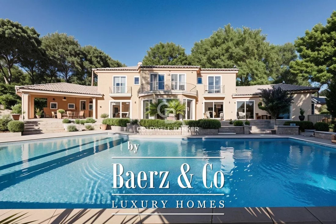 Villa in Mougins, Provence-Alpes-Côte d'Azur, France 1 - 15645656
