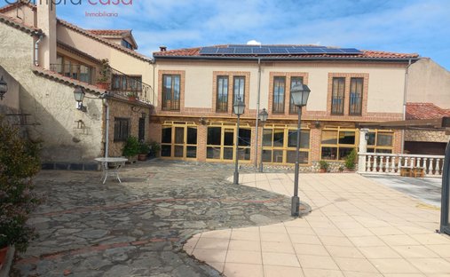 Villa in Torrecaballeros, Kastilien und León, Spanien 1