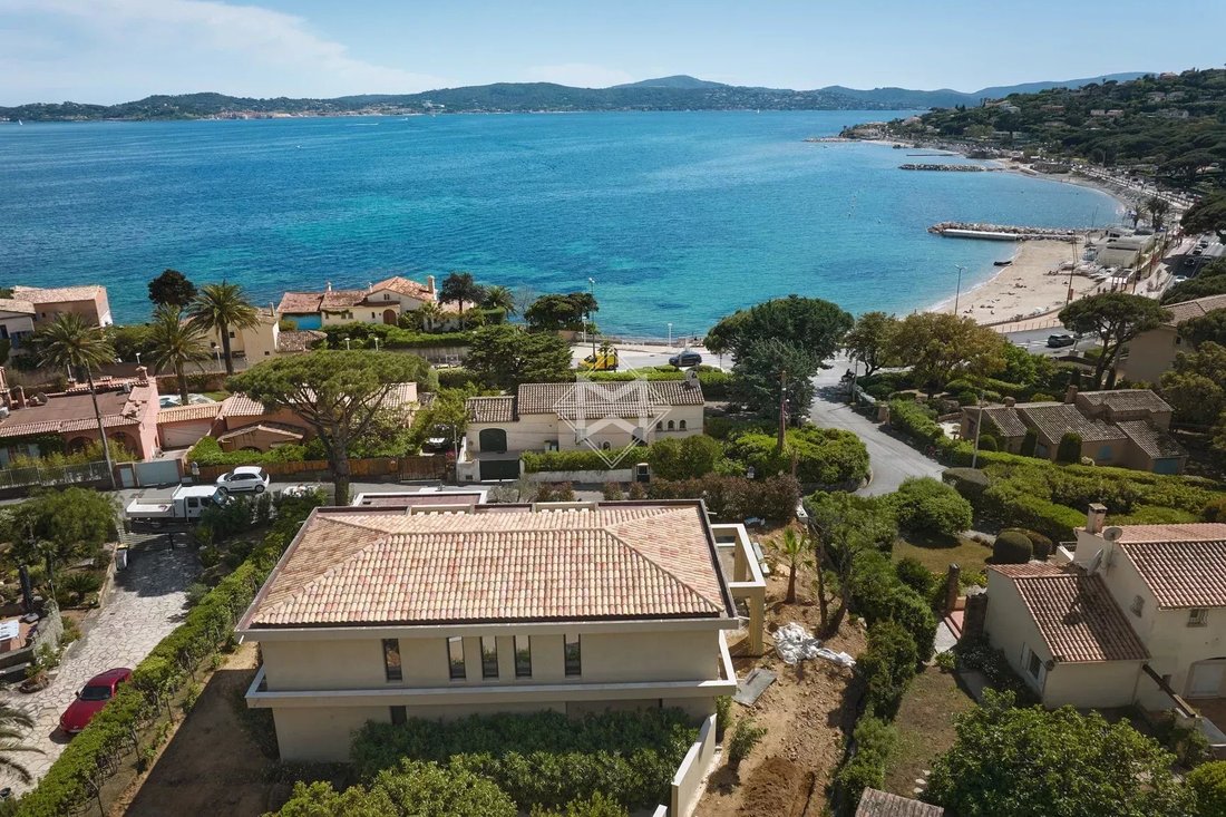 Villa in Nartelle-Noyer-Bellevue-bd des Sardinaux, Sainte-Maxime, France 1 - 12579205