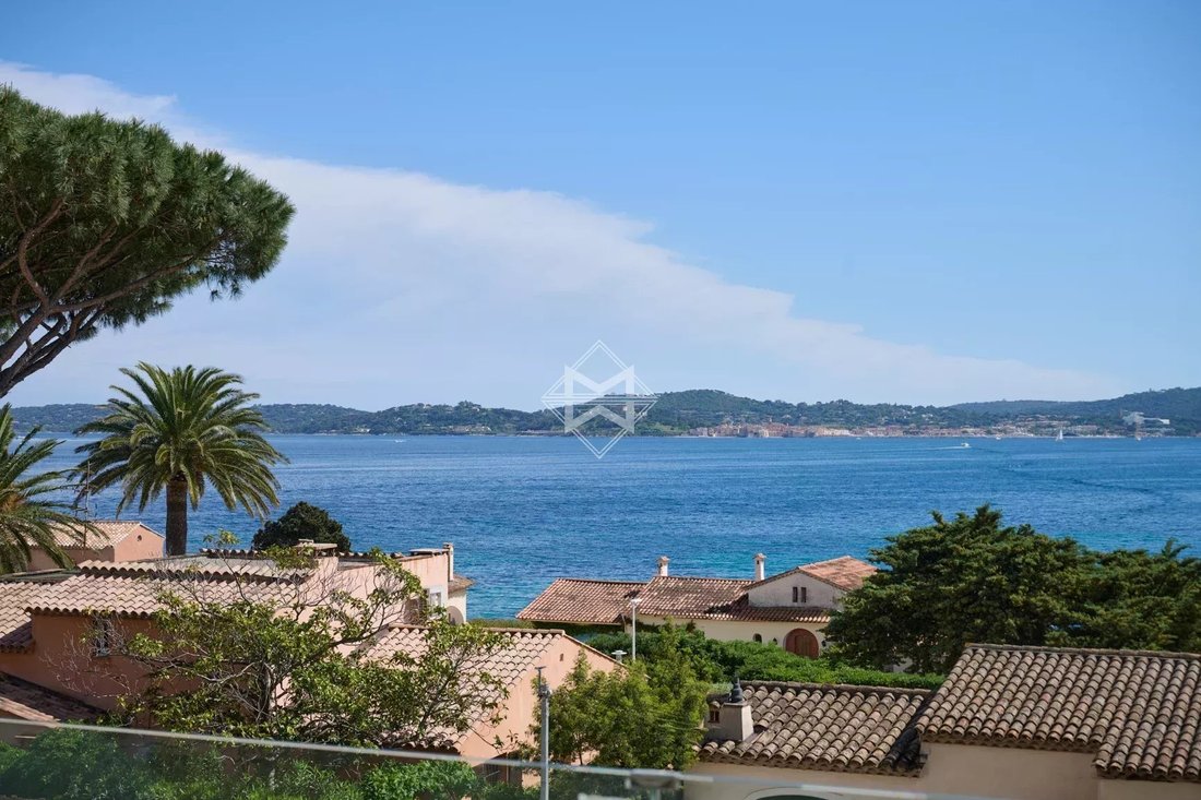 Villa in Nartelle-Noyer-Bellevue-bd des Sardinaux, Sainte-Maxime, France 2 - 12579205