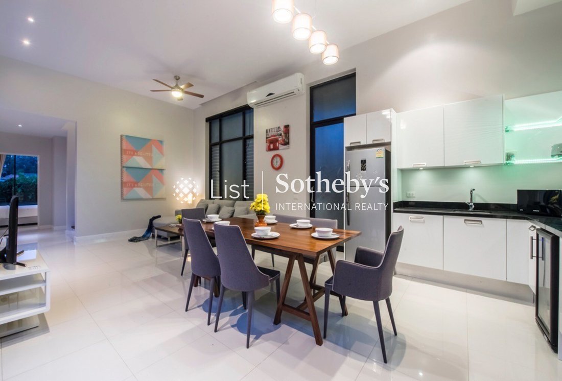 Condo in Choeng Thale, Phuket, Thailand 5 - 14682472