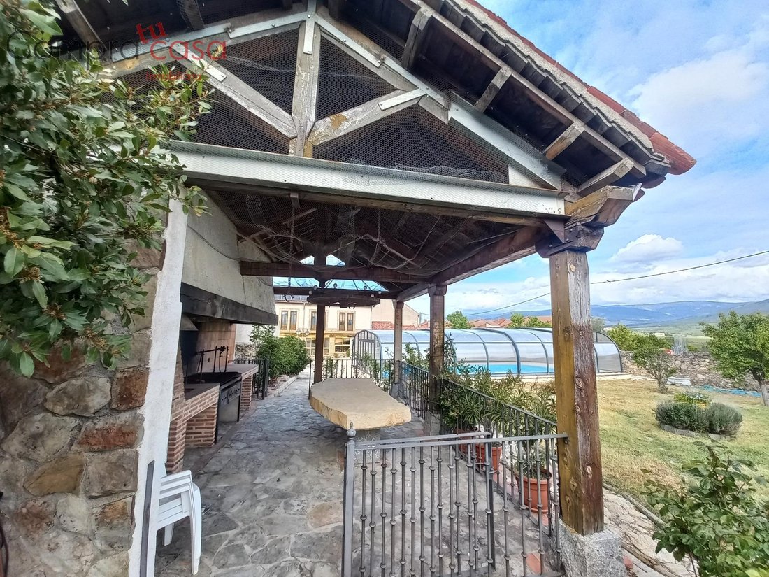 Villa in Torrecaballeros, Castile and Leon, Spain 5 - 15609331