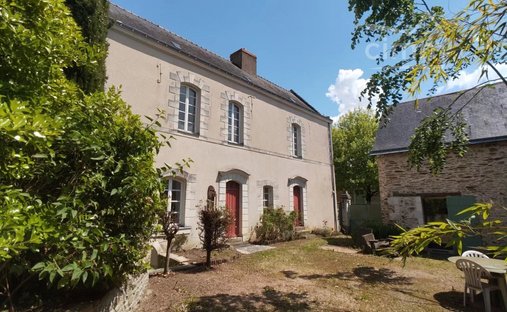 House in Denee, Pays de la Loire, France 1
