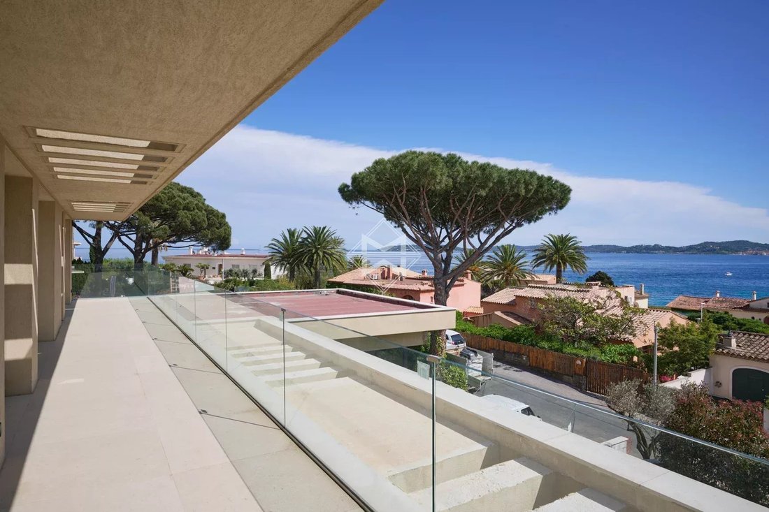 Villa in Nartelle-Noyer-Bellevue-bd des Sardinaux, Sainte-Maxime, France 5 - 12579205