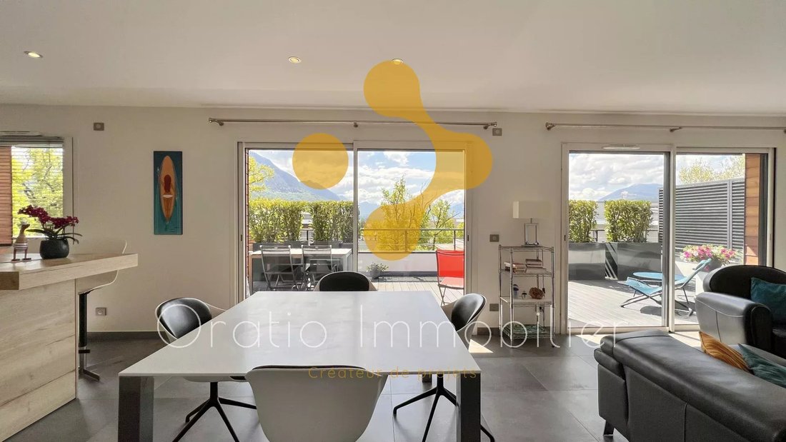 Apartment in Corentin Celton, Issy-les-Moulineaux, France 3 - 15648354