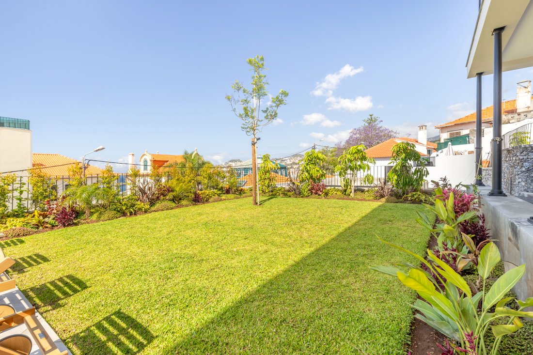 Villa in Funchal, Autonome Region Madeira, Portugal 5 - 15644188