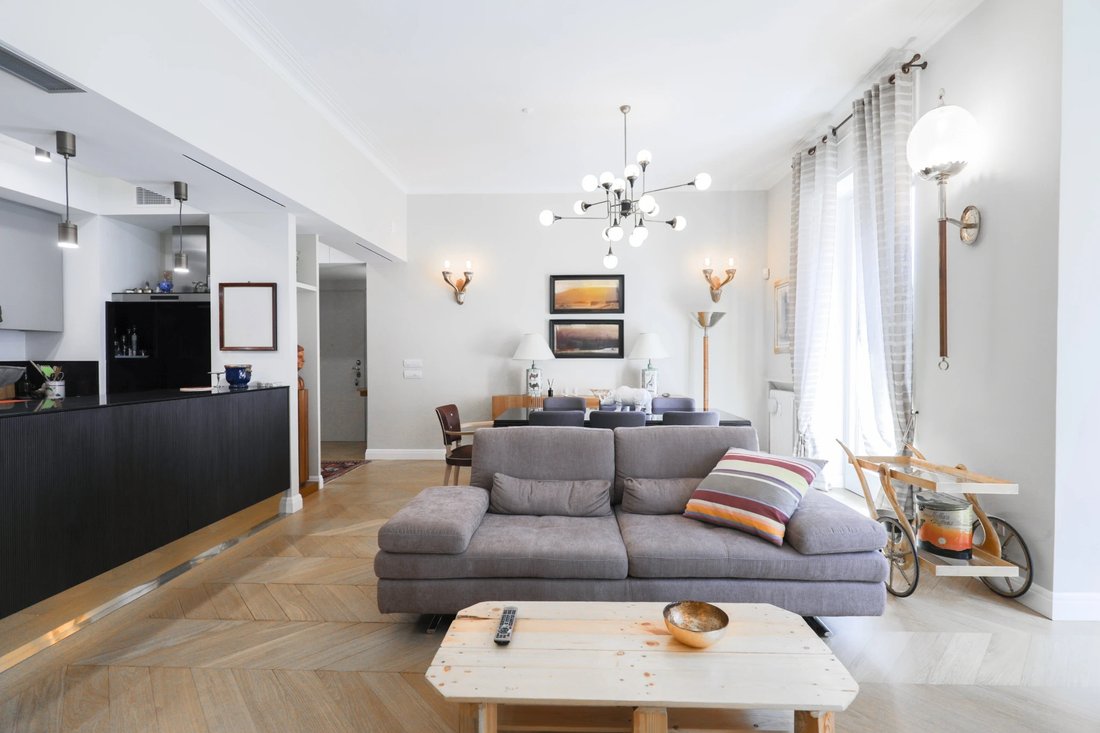 Apartment in Centrale, Milan, Italy 1 - 15651403