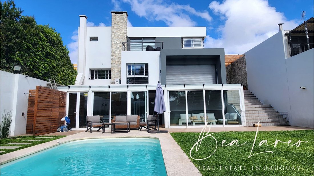 House in Montevideo, Departamento de Montevideo, Uruguay 1 - 15651696