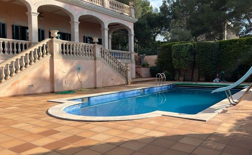 Villa in Llucmajor, Balearic Islands, Spain 1