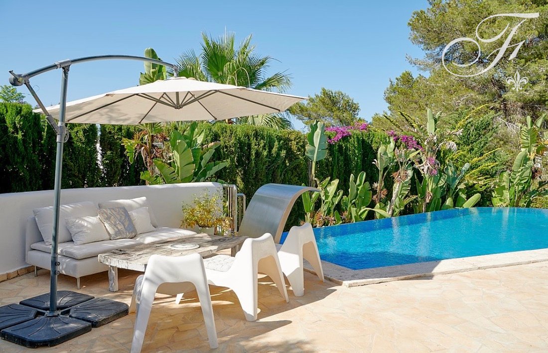 Villa in Santa Eularia des Riu, Balearic Islands, Spain 3 - 15653124